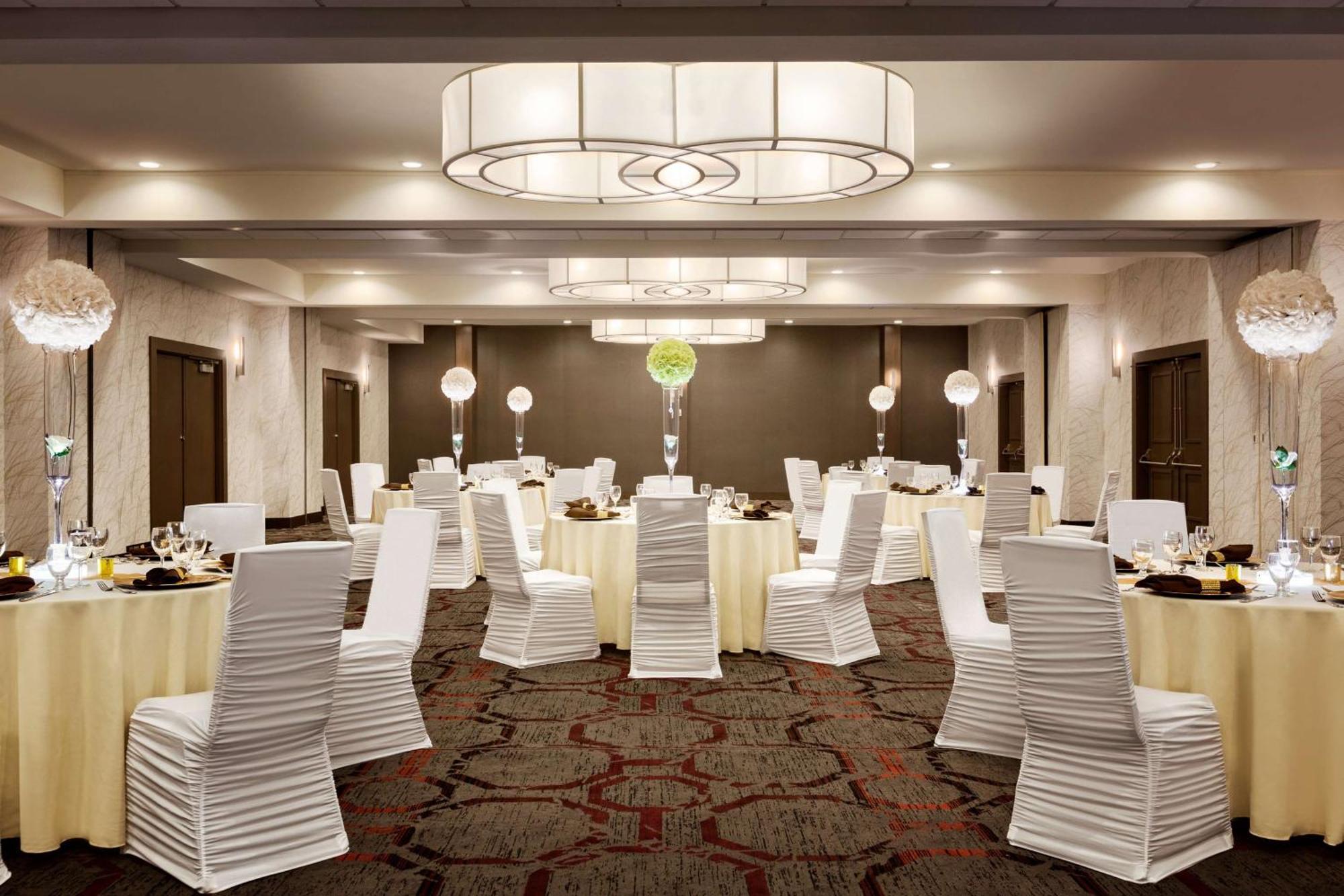 Doubletree By Hilton Toronto Airport West Hotel Mississauga